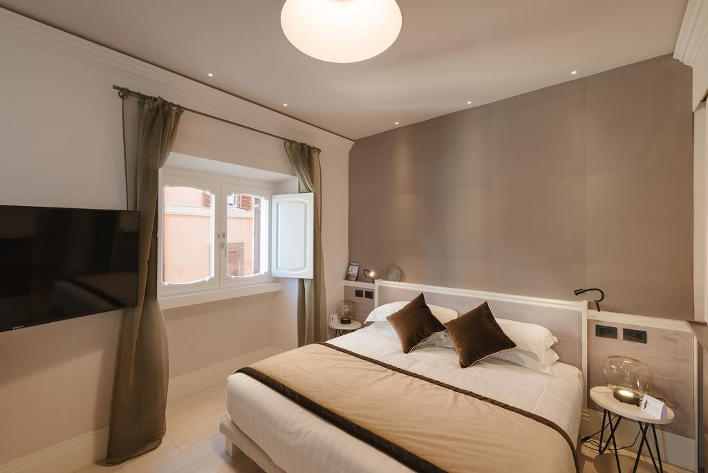 Rhea Silvia Luxury Navona Hotel Rome Bagian luar foto